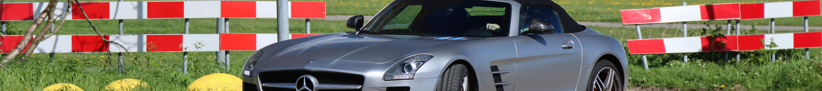 Mercedes-Benz SLS AMG Roadster