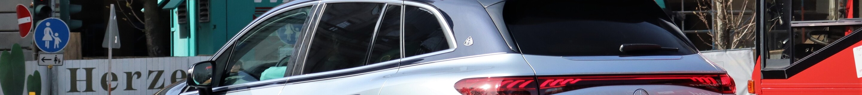 Mercedes-Maybach EQS 680 SUV