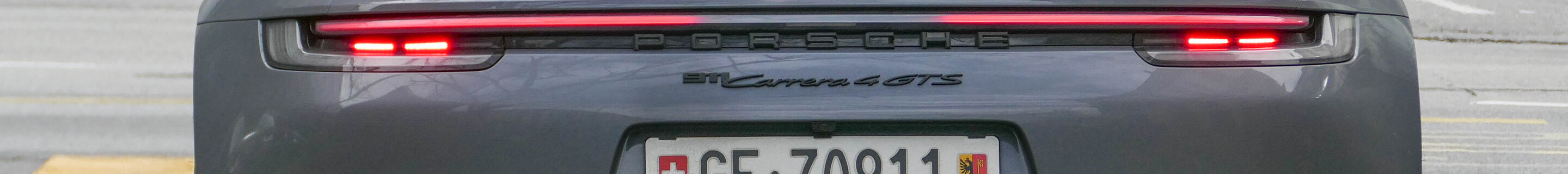 Porsche 992 Carrera 4 GTS Cabriolet