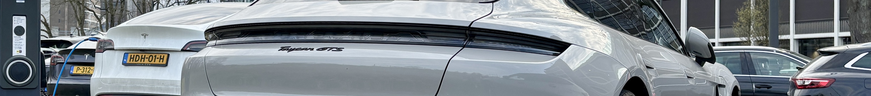 Porsche Taycan GTS Sport Turismo