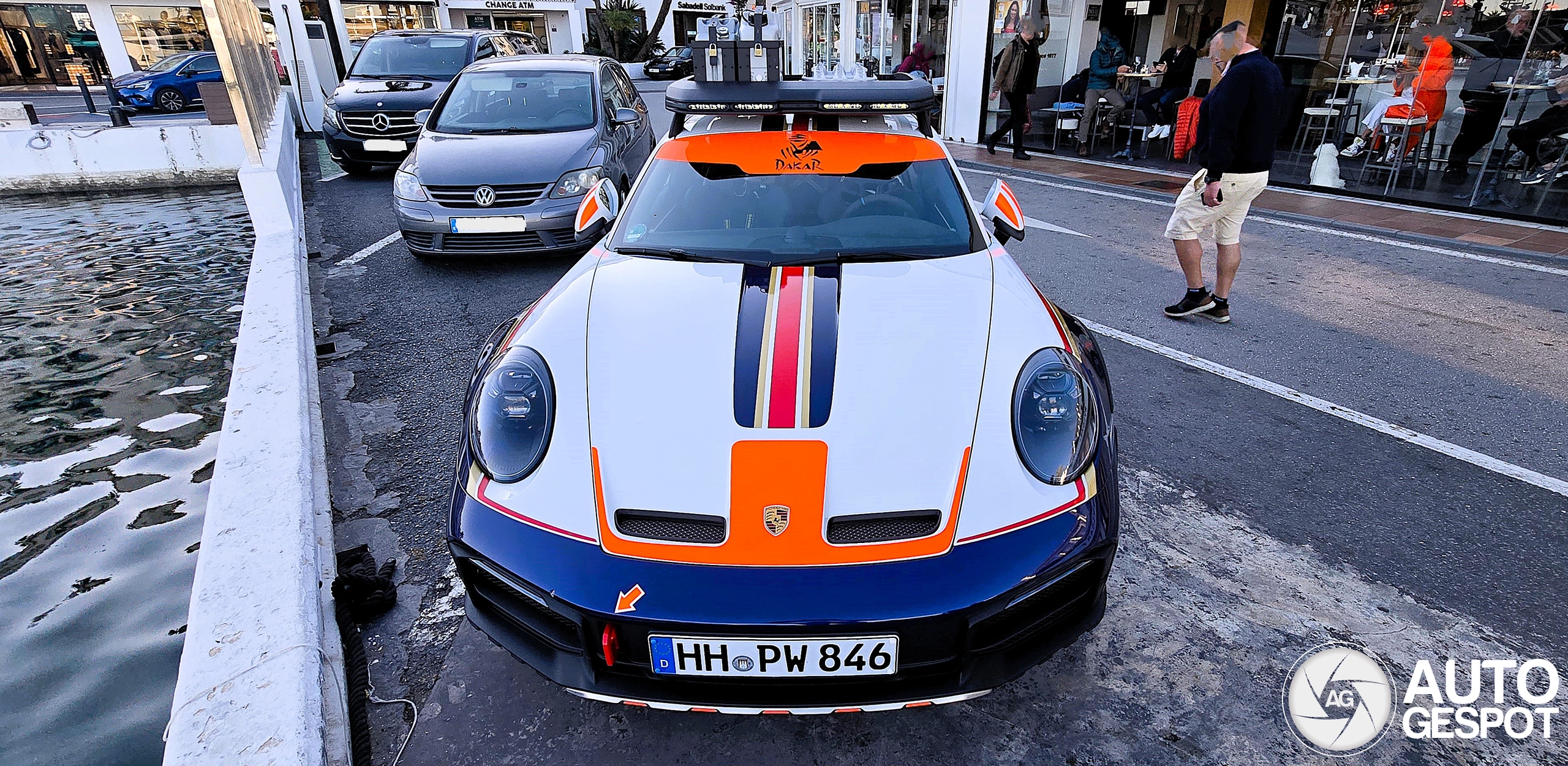 Porsche 992 Dakar