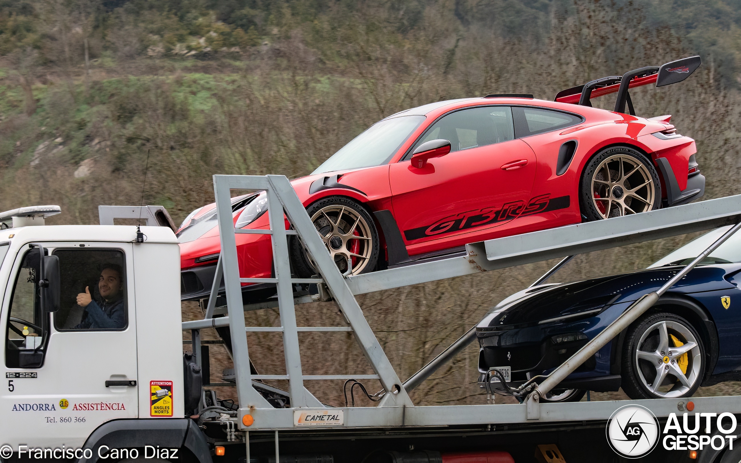 Porsche 992 GT3 RS Weissach Package