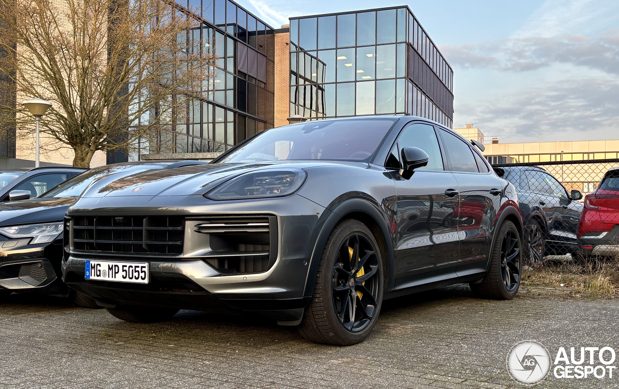 Porsche Cayenne Coupé Turbo E-Hybrid
