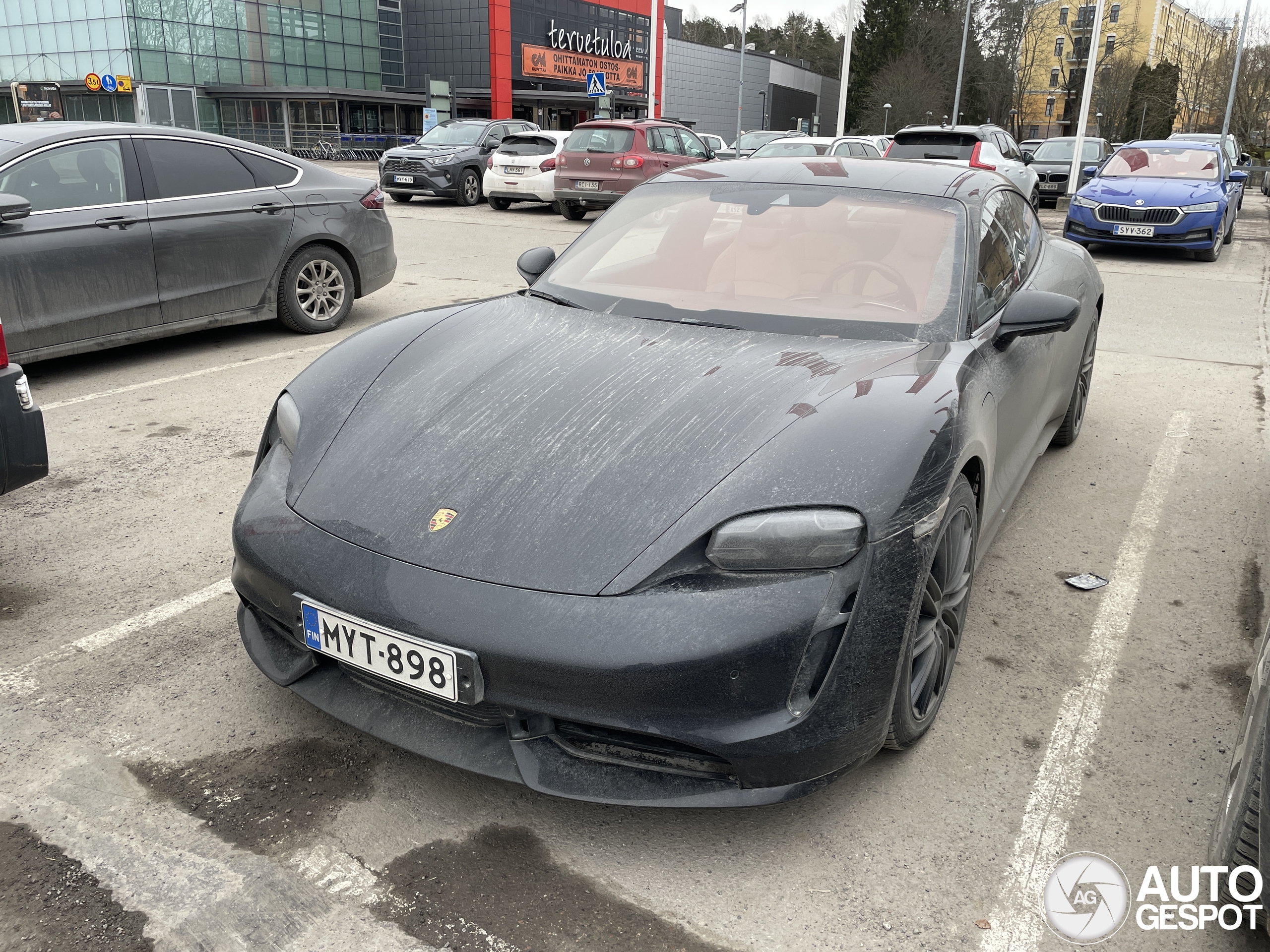 Porsche Taycan Turbo