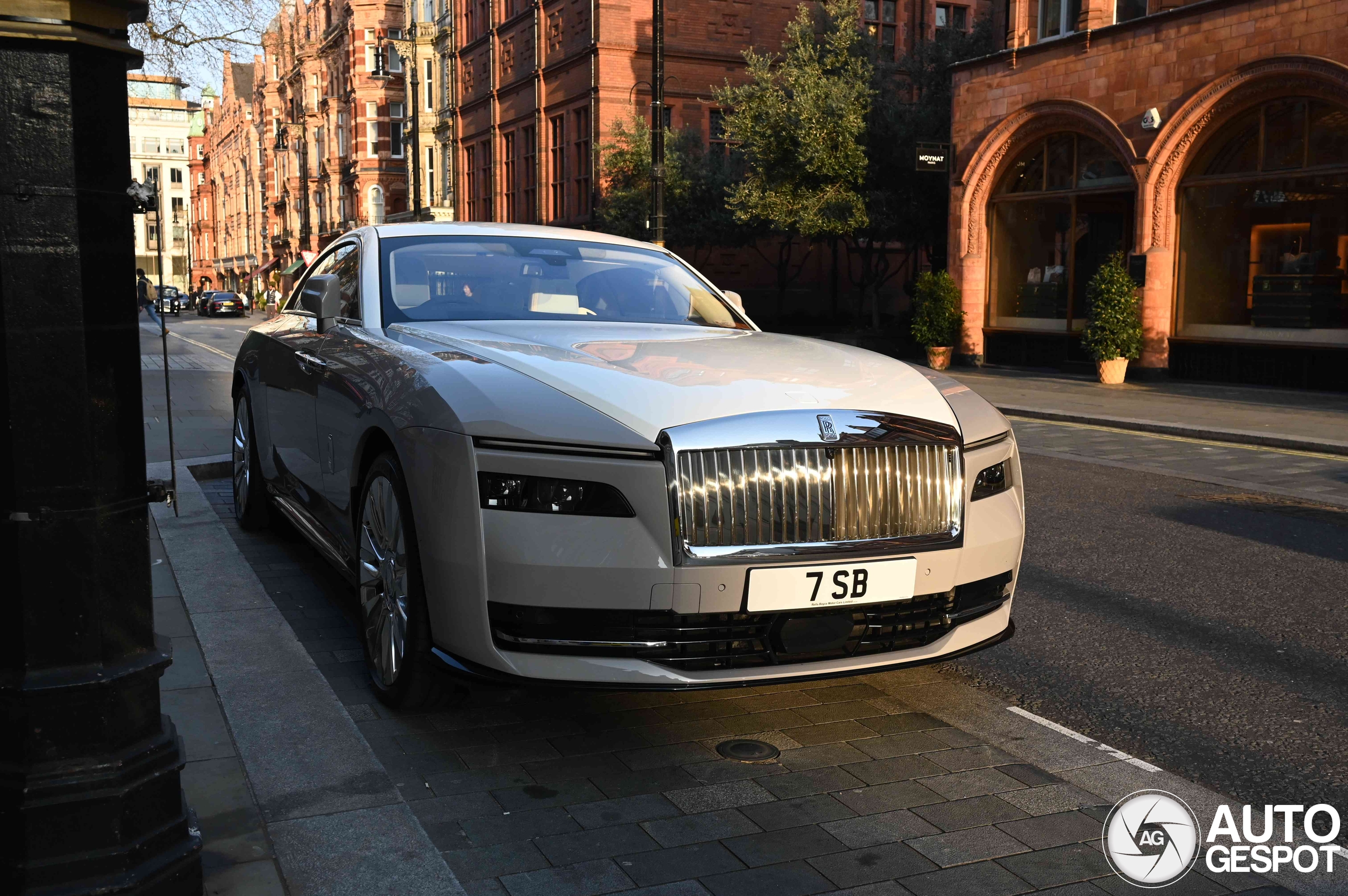Rolls-Royce Spectre