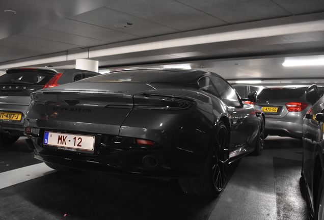 Aston Martin DB12