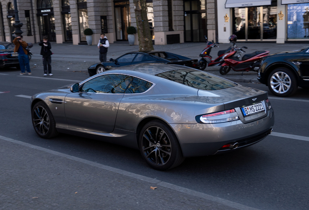 Aston Martin DB9 2010