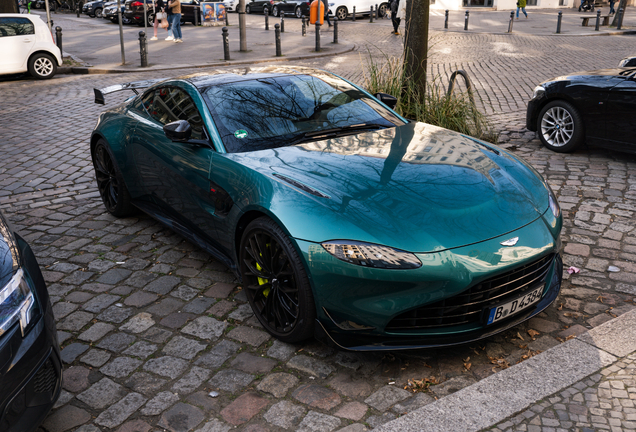 Aston Martin V8 Vantage Formula 1 Edition