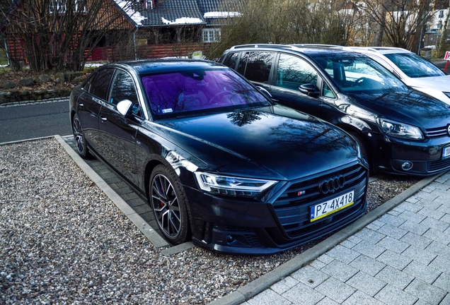 Audi S8 D5