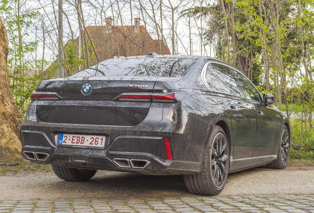 BMW M760e xDrive