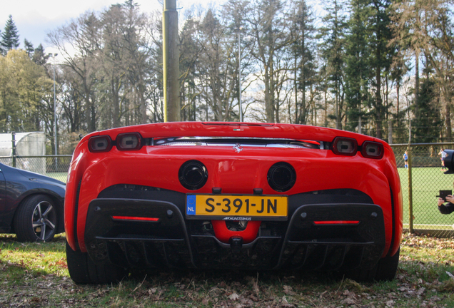Ferrari SF90 Spider