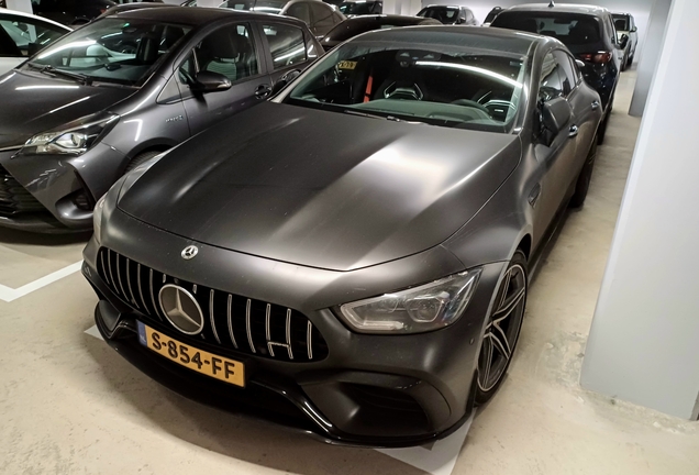 Mercedes-AMG GT 63 S X290