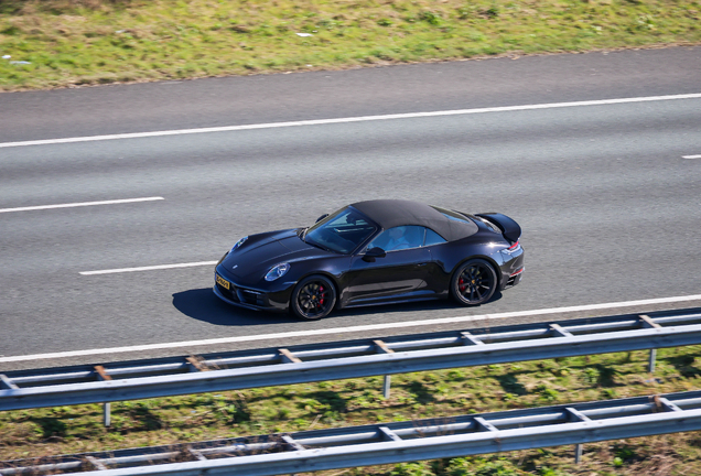 Porsche 992 Carrera S Cabriolet