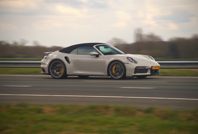Porsche 992 Turbo S Cabriolet