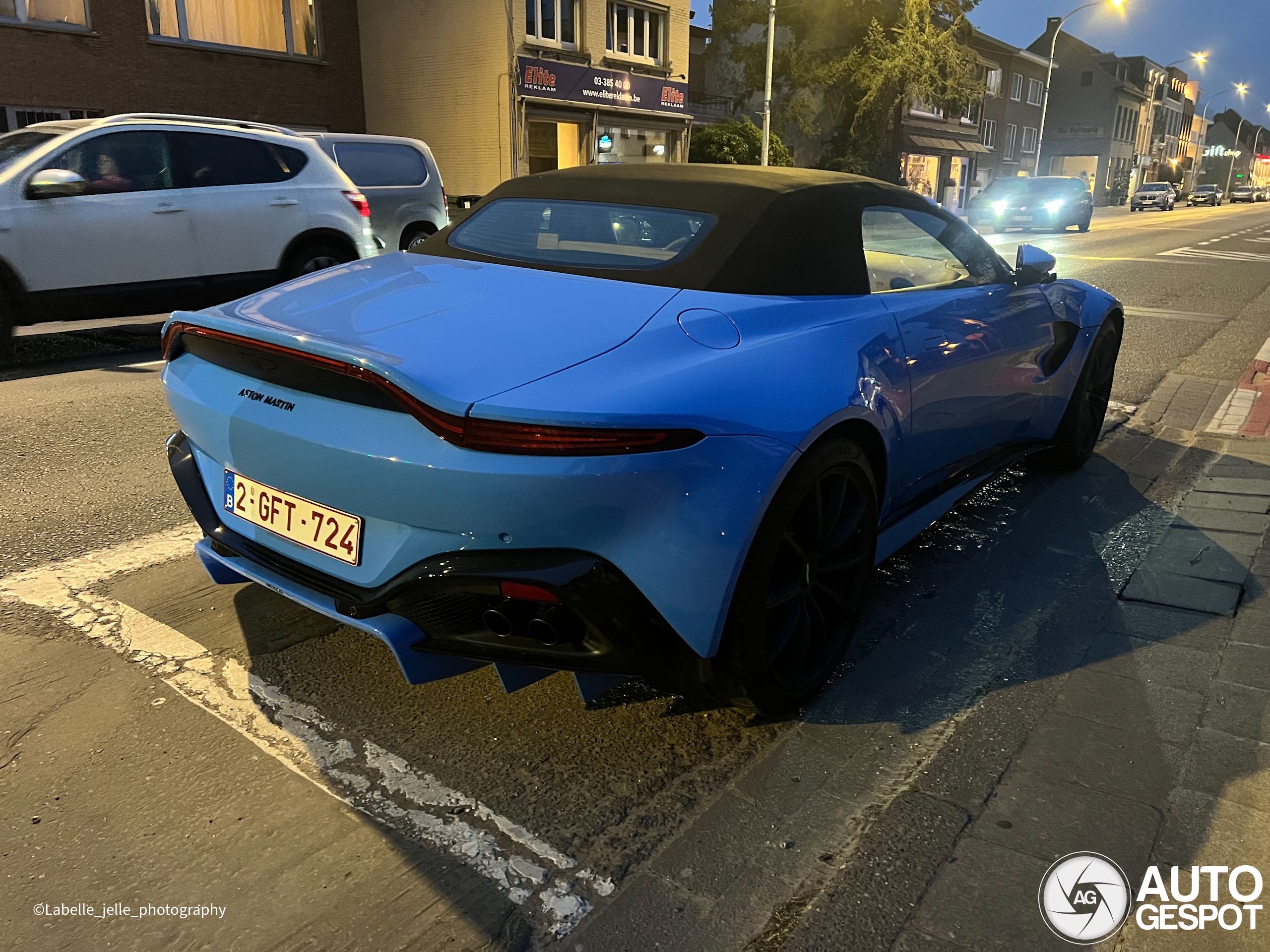 Aston Martin V8 Vantage Roadster 2020