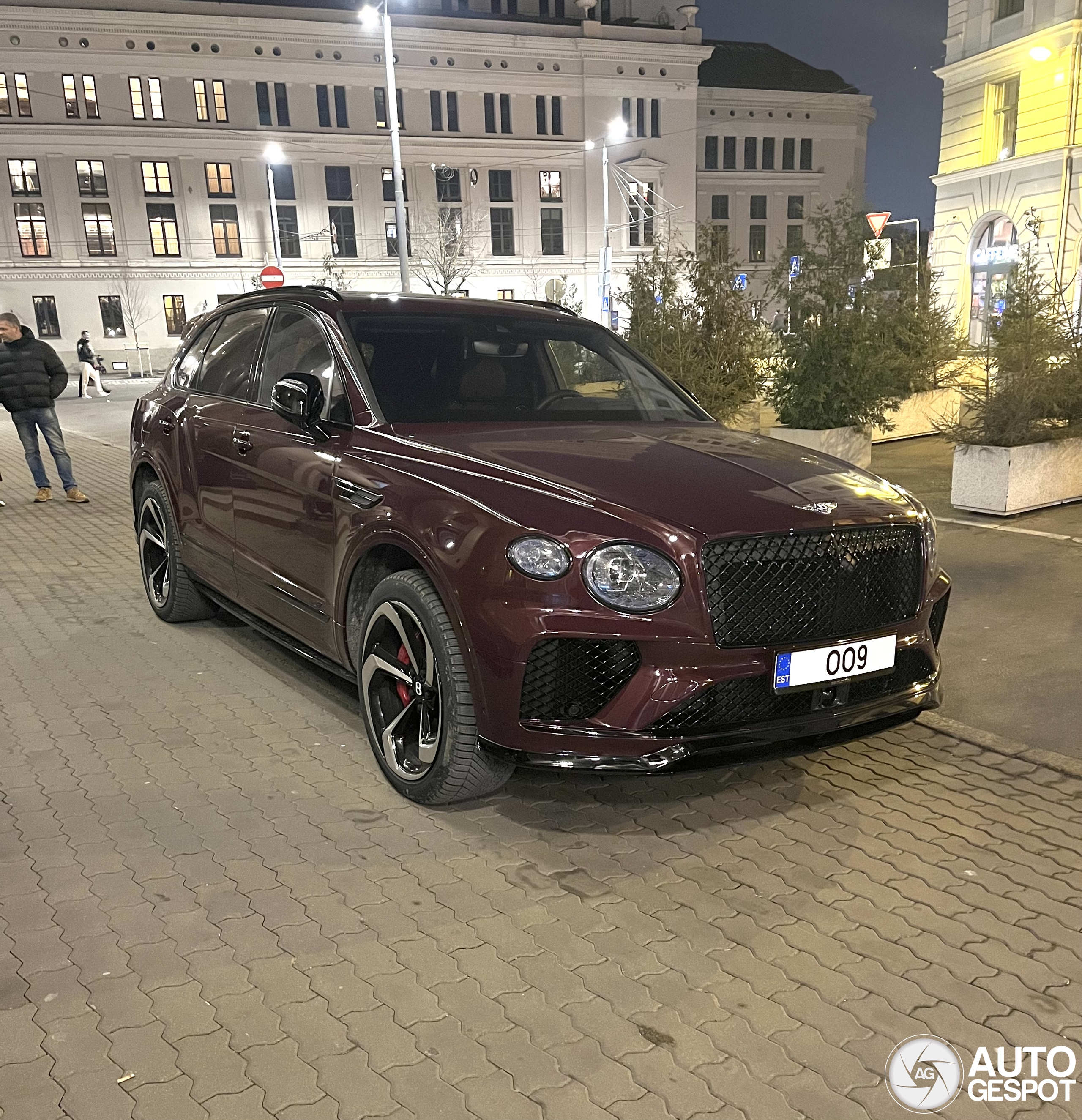 Bentley Bentayga V8 S 2024