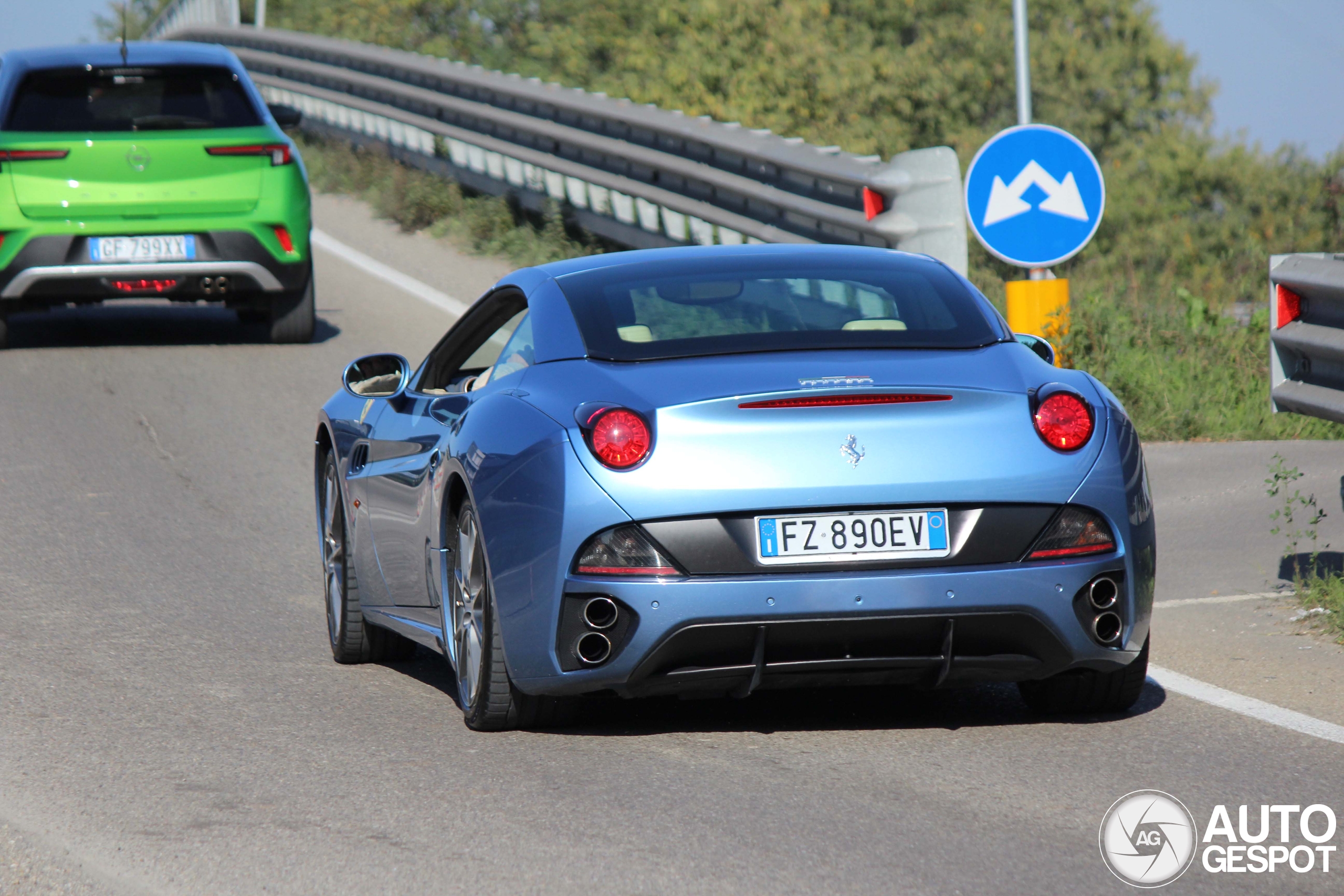 Ferrari California