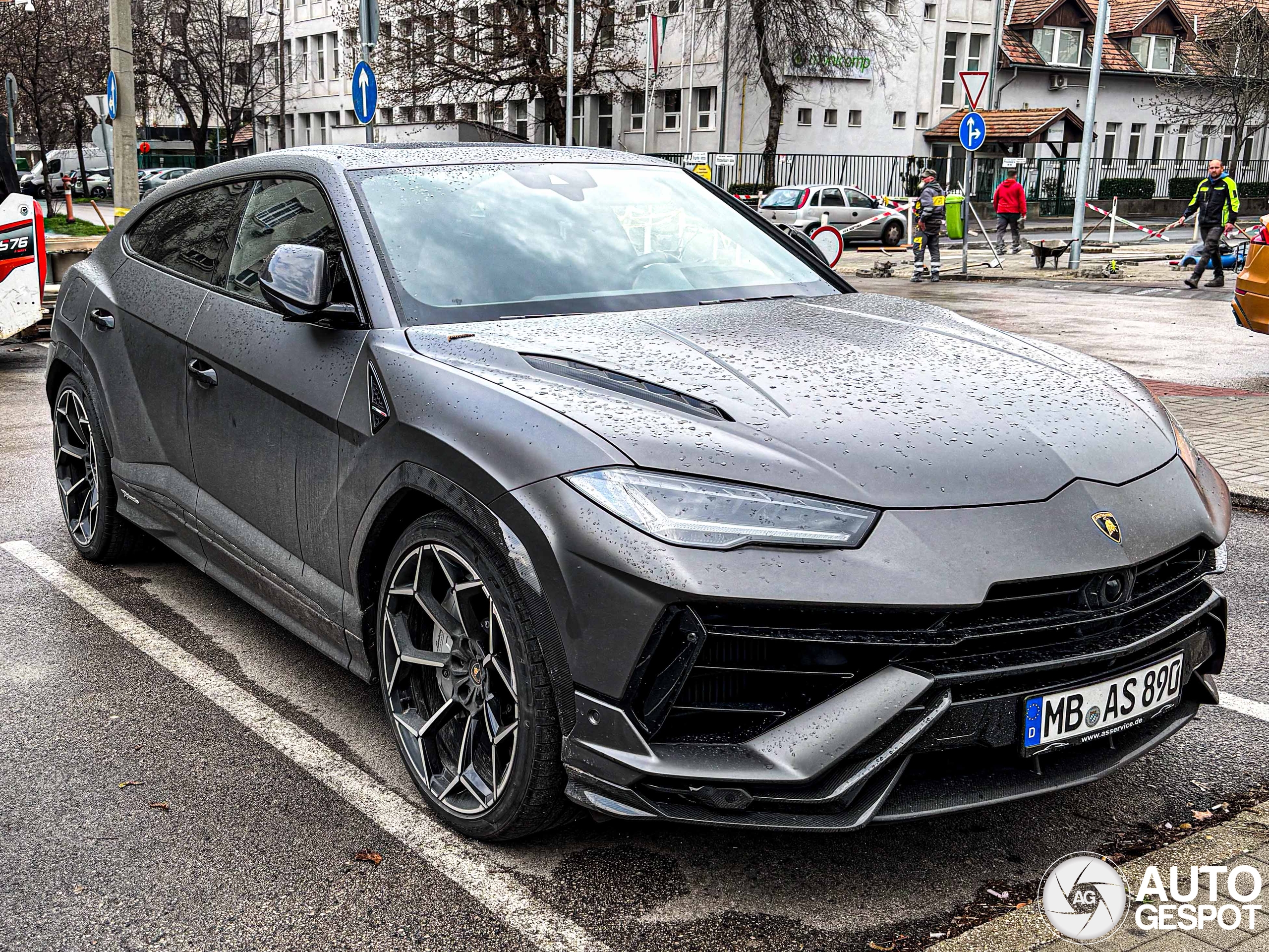 Lamborghini Urus Performante