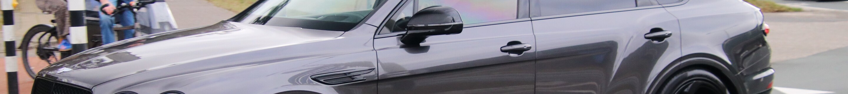 Bentley Bentayga Hybrid S