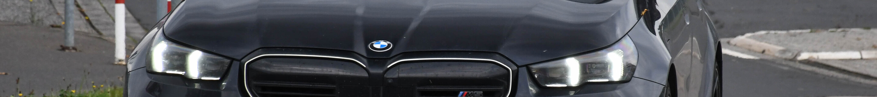 BMW M5 G90