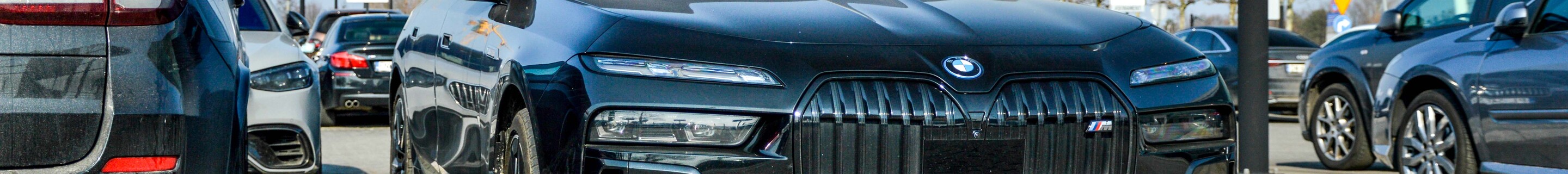 BMW M760e xDrive