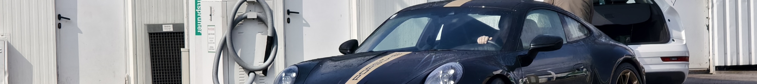 Porsche 992 GT3 Touring