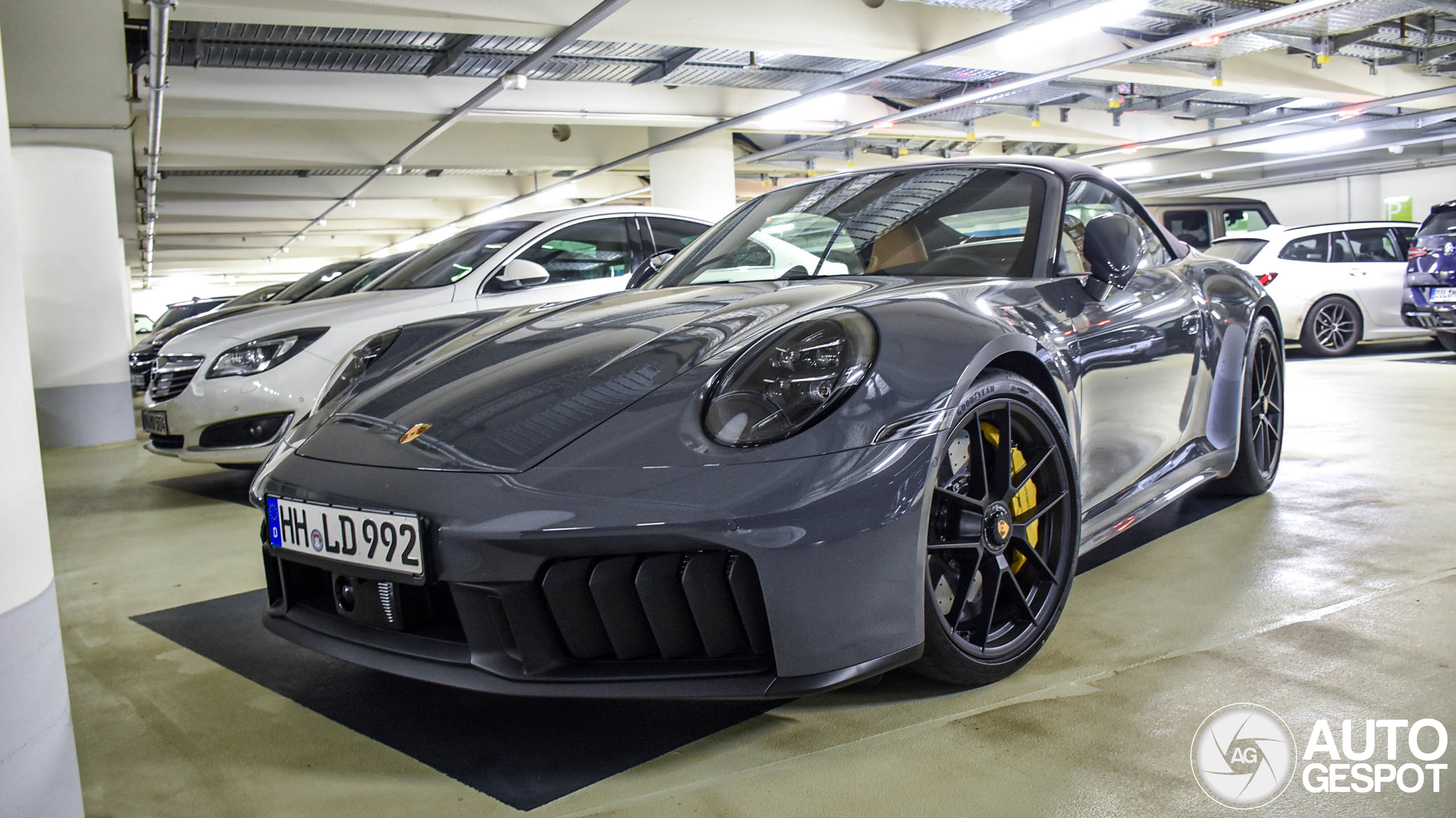 Porsche 992 Carrera GTS Cabriolet MkII