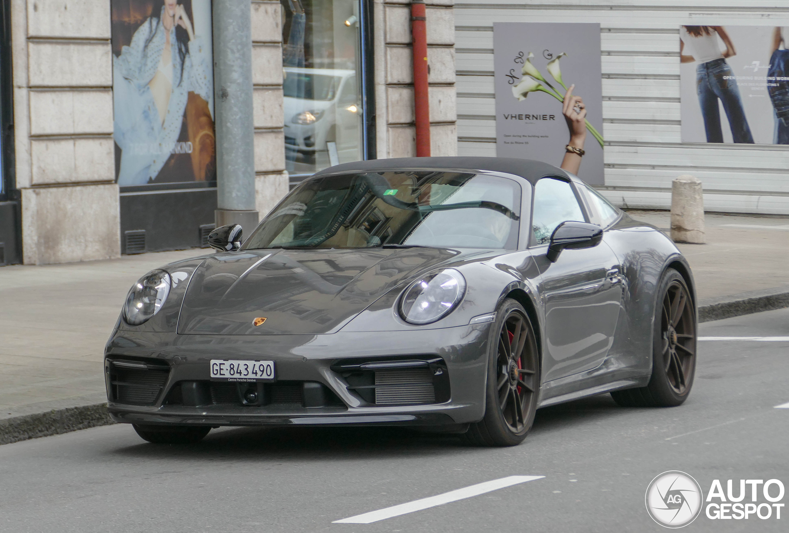 Porsche 992 Targa 4 GTS