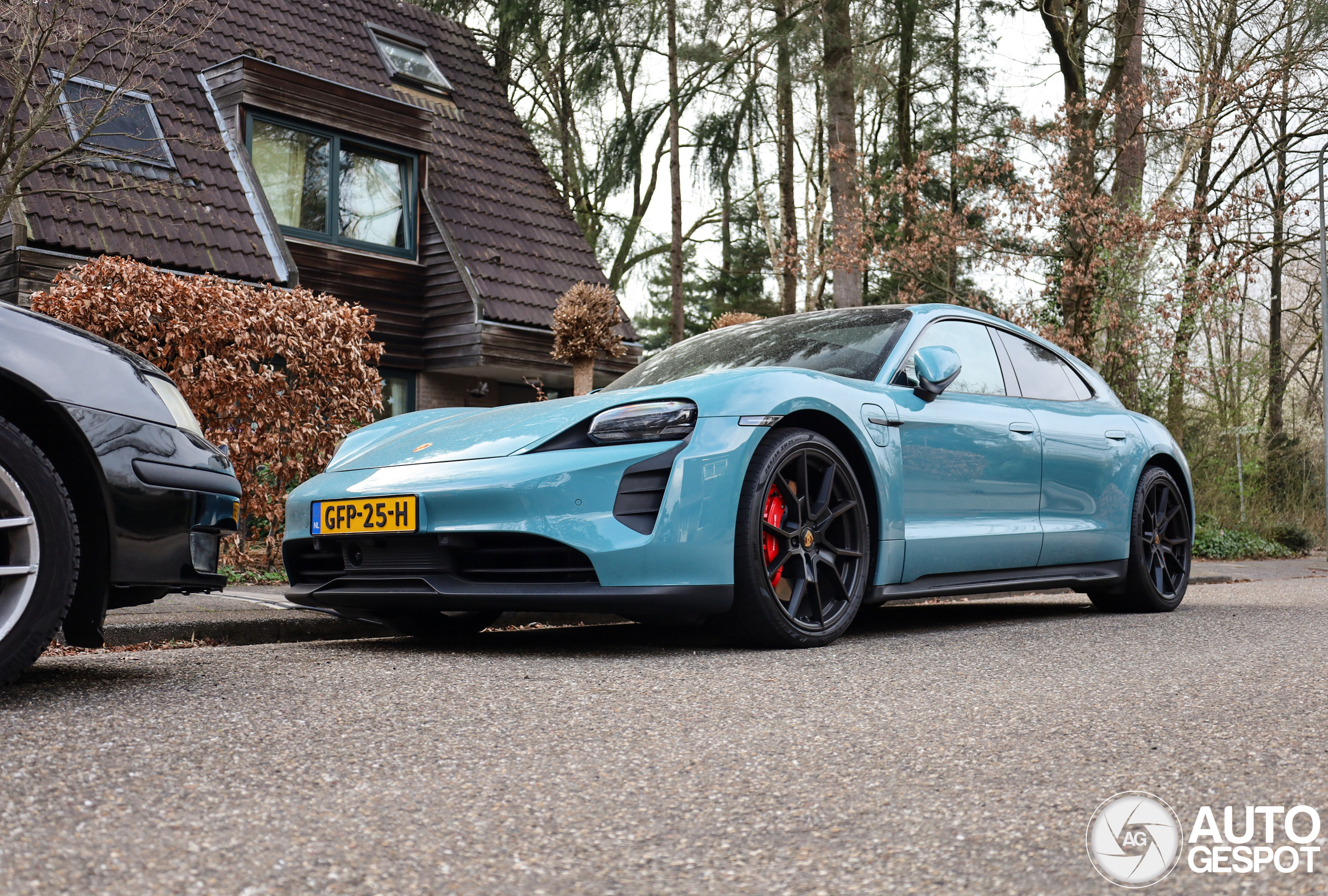 Porsche Taycan GTS Sport Turismo