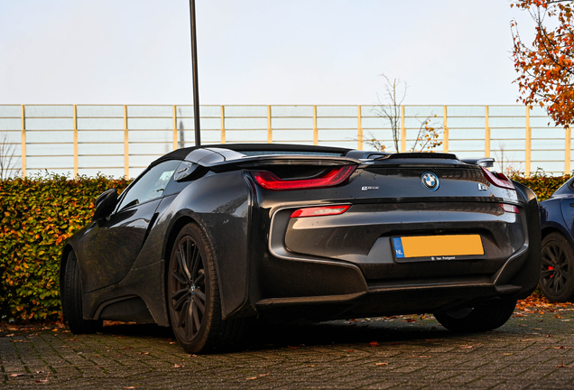 BMW i8 Roadster