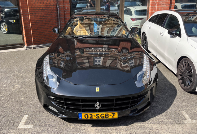 Ferrari FF