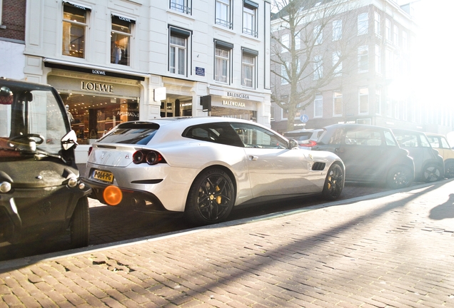 Ferrari GTC4Lusso T
