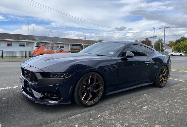 Ford Mustang Dark Horse 2024 RTR