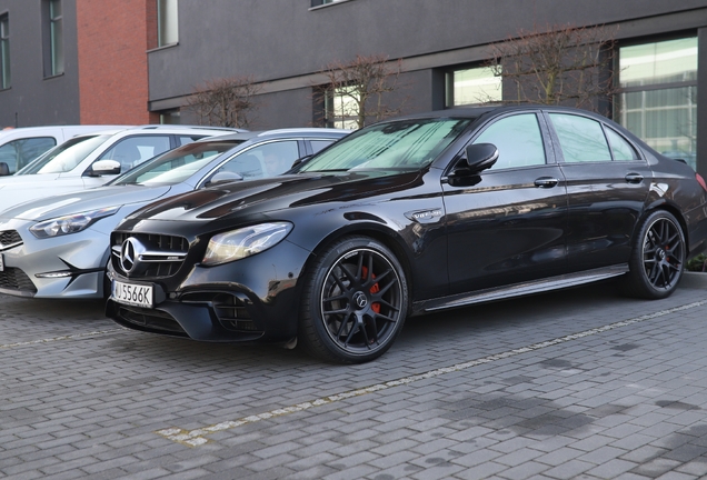Mercedes-AMG E 63 S W213