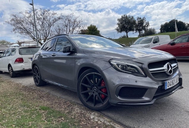 Mercedes-AMG GLA 45 X156