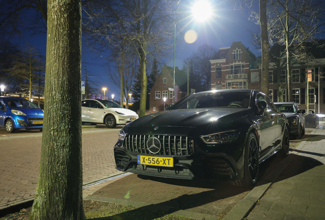 Mercedes-AMG GT 63 S X290