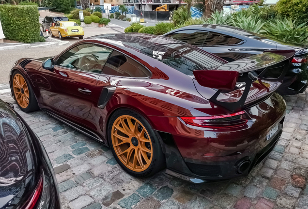 Porsche 991 GT2 RS Weissach Package