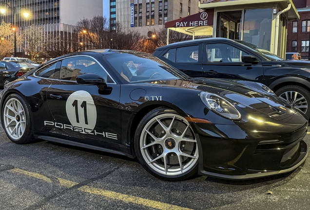 Porsche 992 S/T
