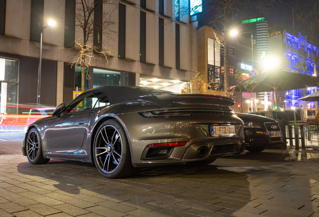 Porsche 992 Turbo Cabriolet