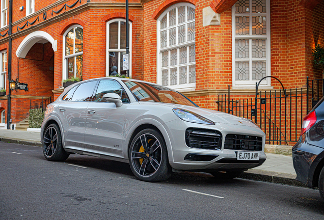 Porsche 9YA Cayenne GTS