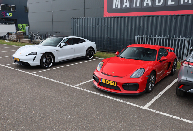 Porsche Taycan Turbo