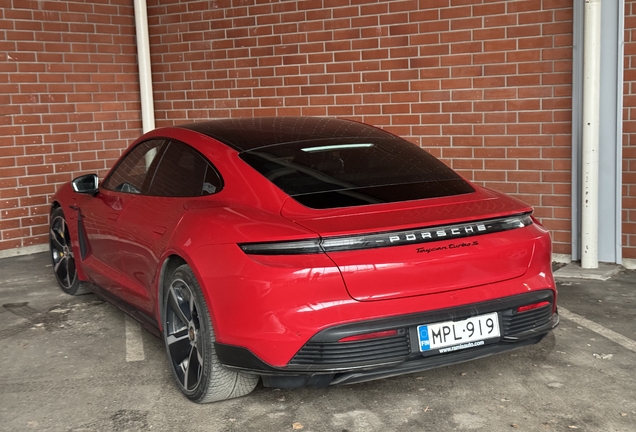Porsche Taycan Turbo S