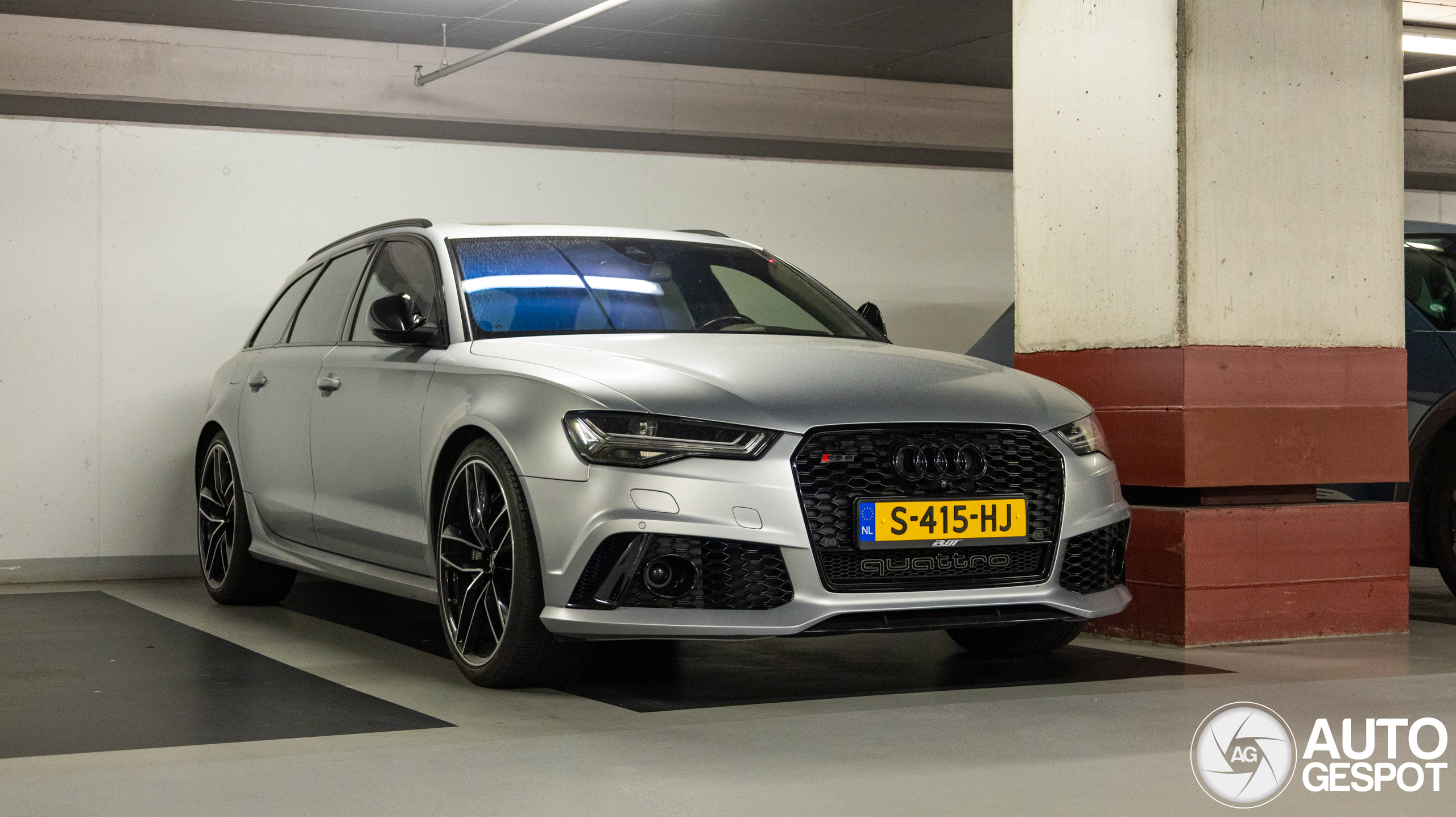 Audi RS6 Avant C7 2015