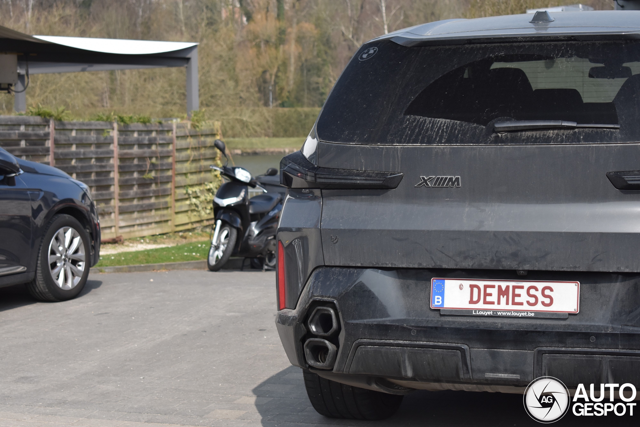 BMW XM G09