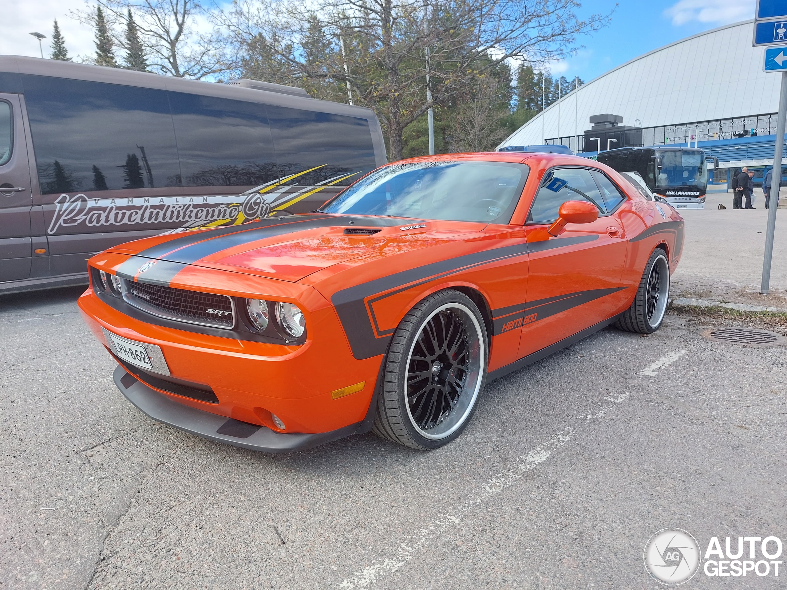 Dodge Challenger SRT-8