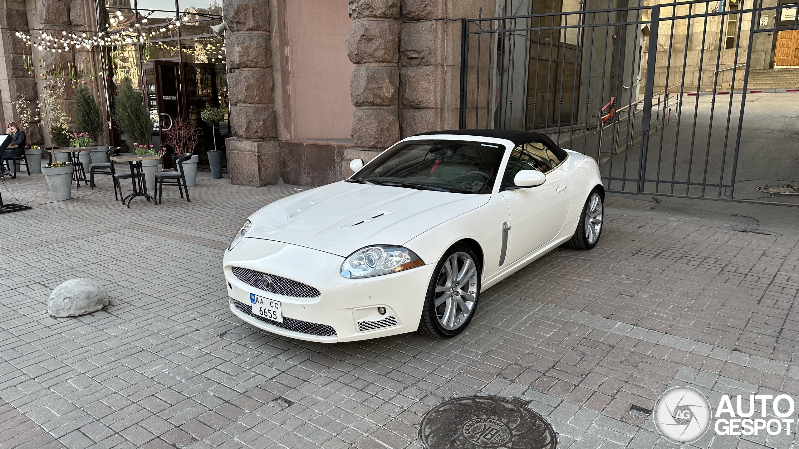 Jaguar XKR Convertible 2006