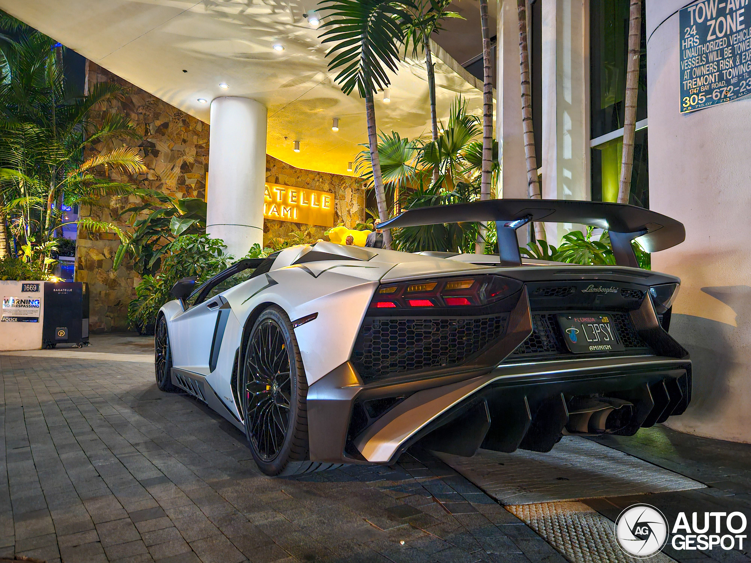 Lamborghini Aventador LP750-4 SuperVeloce Roadster