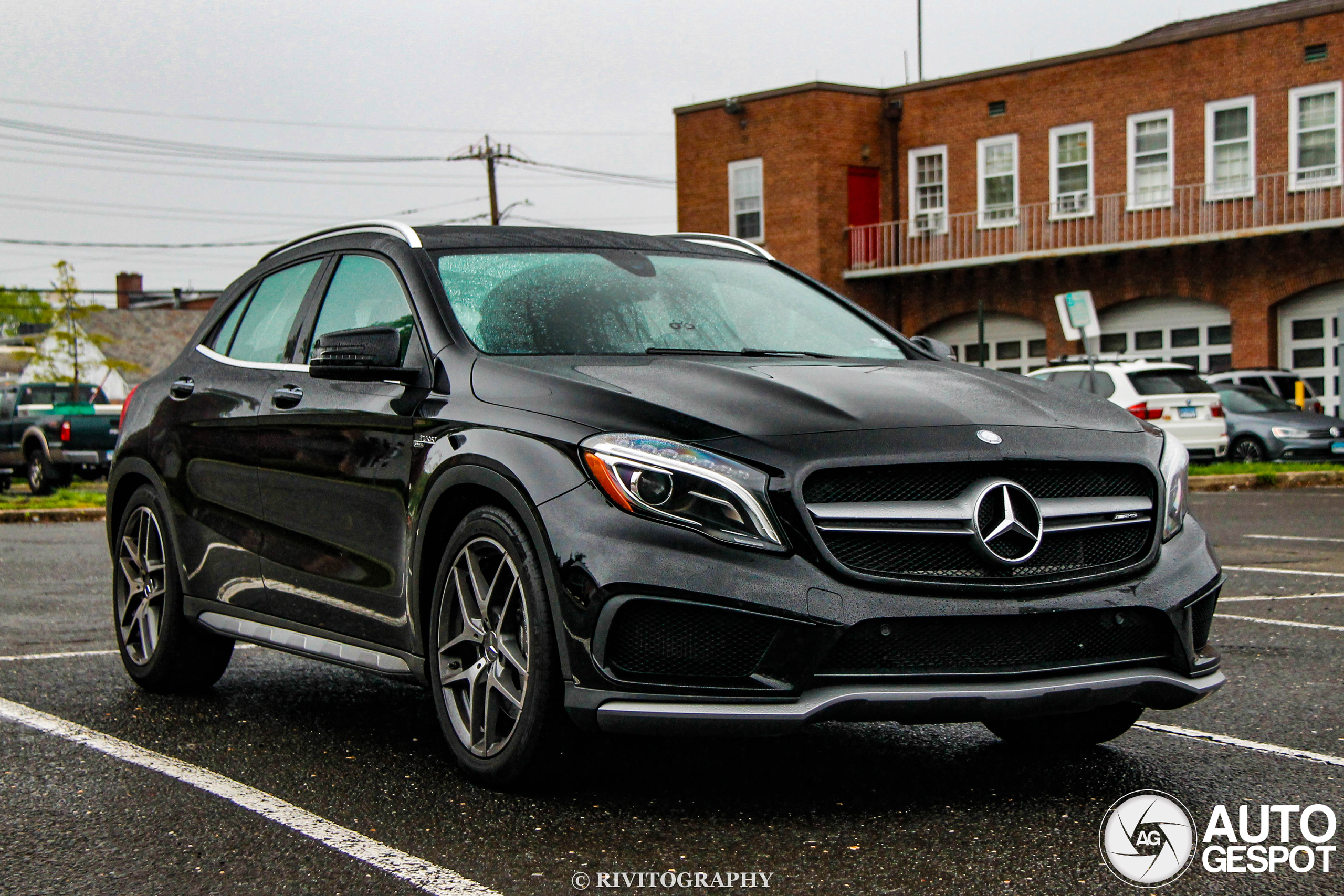 Mercedes-AMG GLA 45 X156