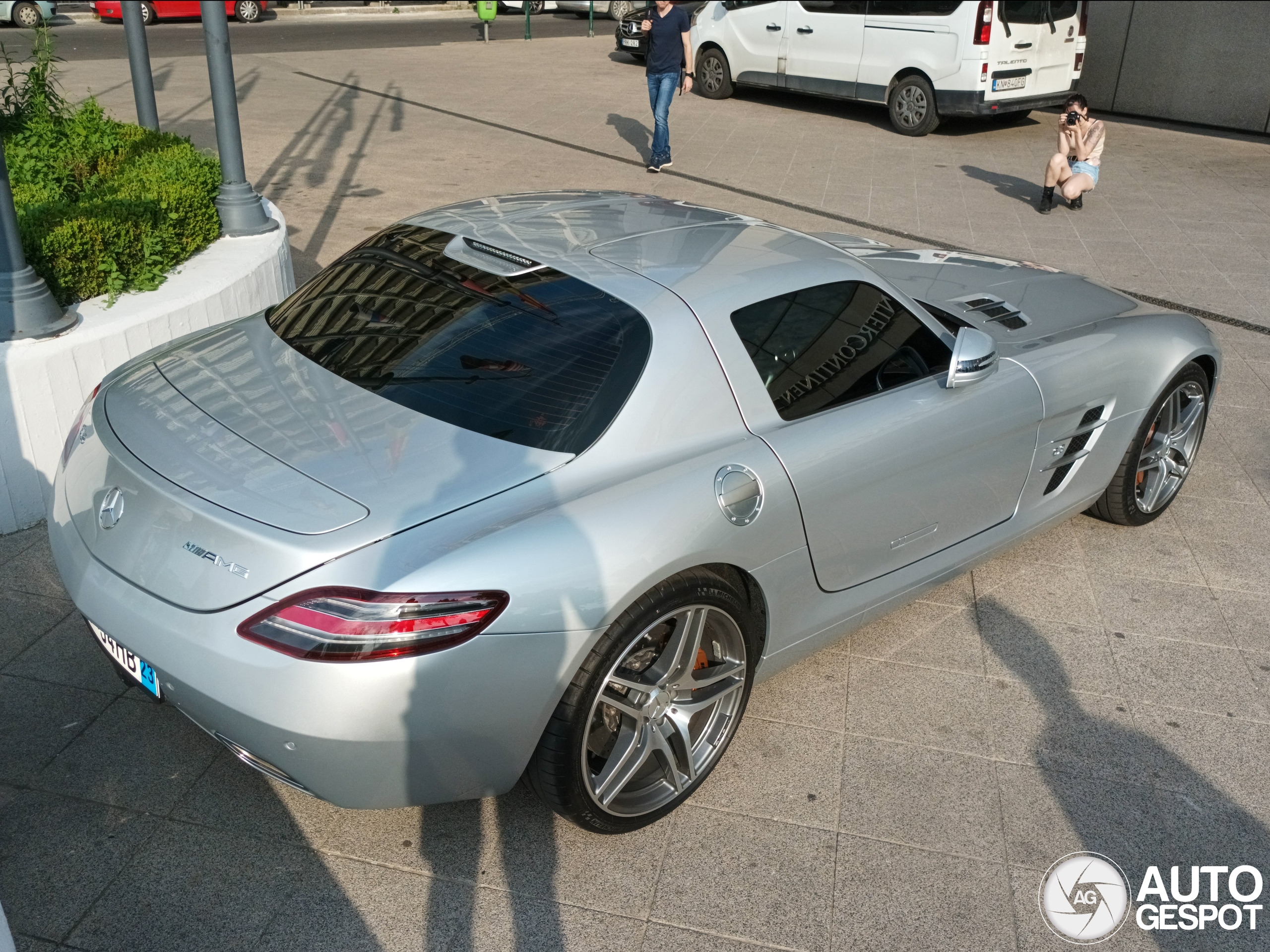 Mercedes-Benz SLS AMG