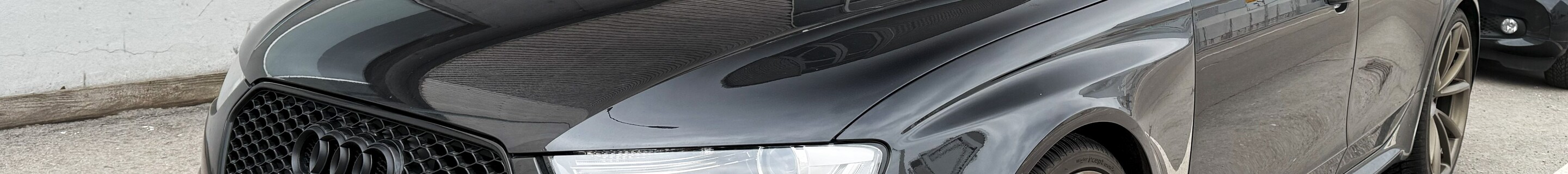 Audi RS4 Avant B8